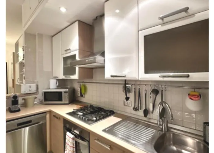 Quiet With Balcony - 30 Min To Center - Airport Link - By Orpi Rent Rome