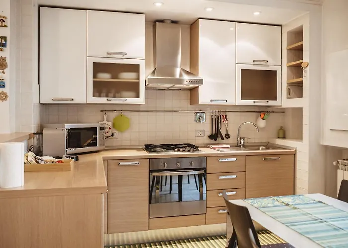 Apartment Quiet With Balcony - 30 Min To Center - Airport Link - By Orpi Rent